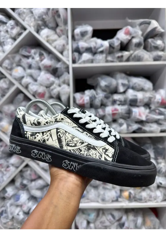 Vans Skate Old Skool Pretty Guardian Sailor Moon Sailor Black sneaker